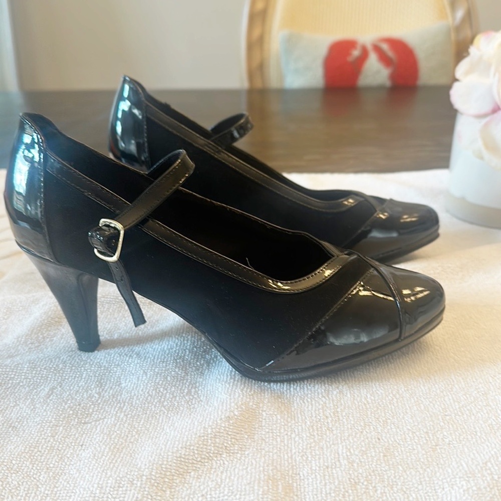 DEX FLEX Katee Black patent Mary Jane comfort heels pumps women size 8
